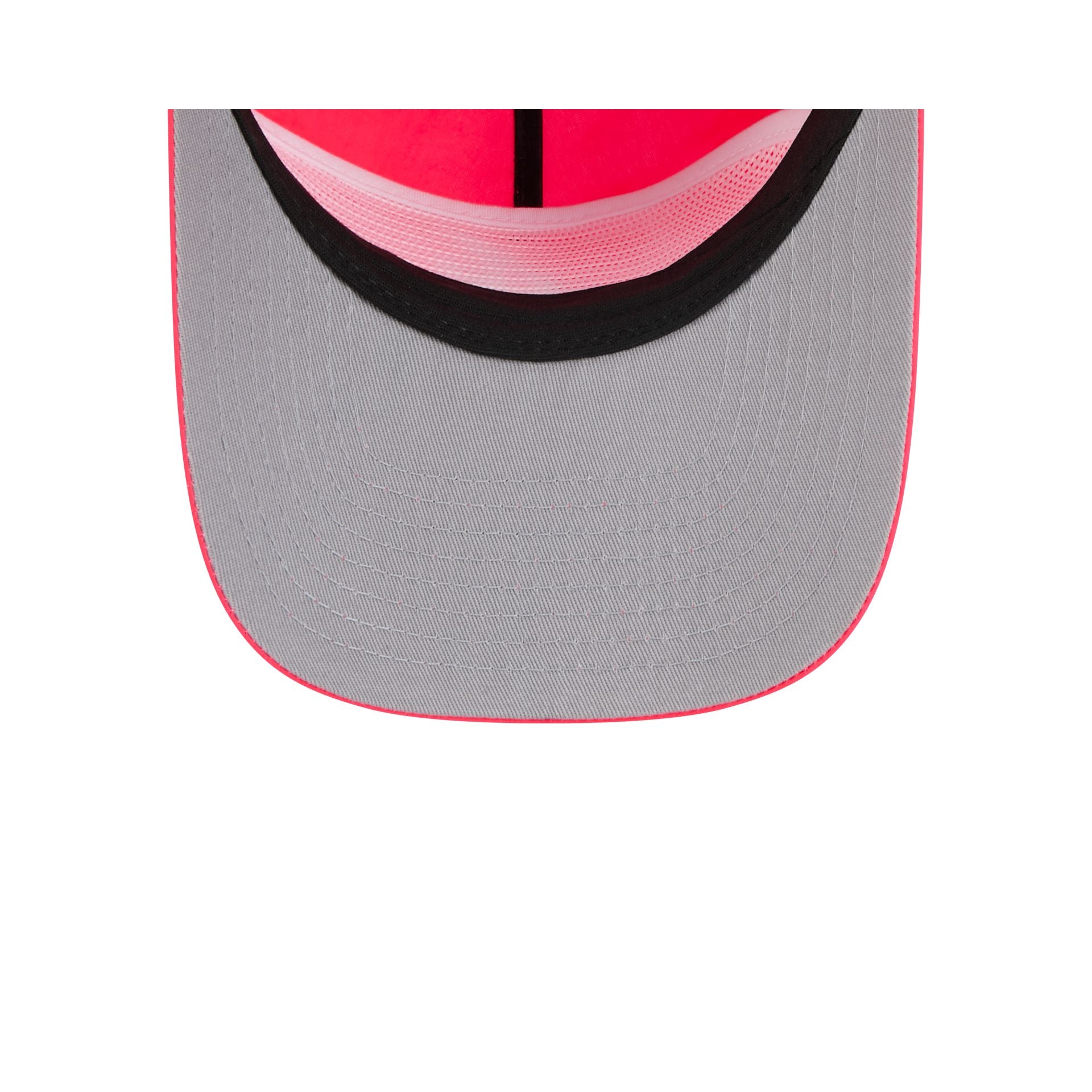 Atlanta Braves Everyday Nylon Pink Golfer Hat